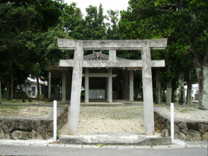 嘉手苅御嶽（カチガラオン）